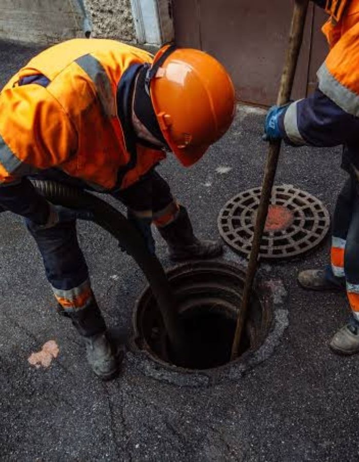 Drain maintenance for a Nairobi commercial estate